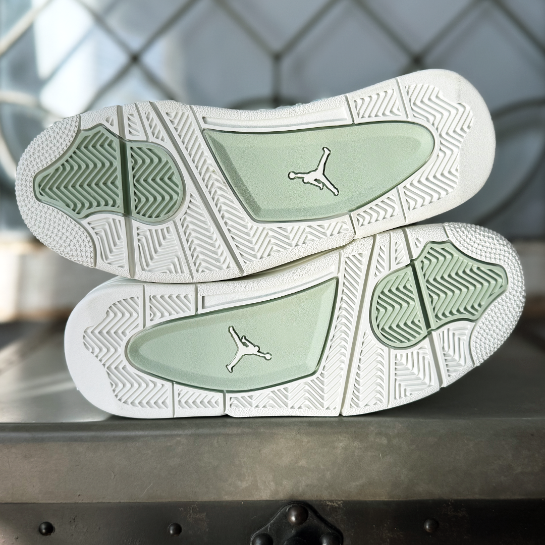 Jordan 4 Seafoam Women's