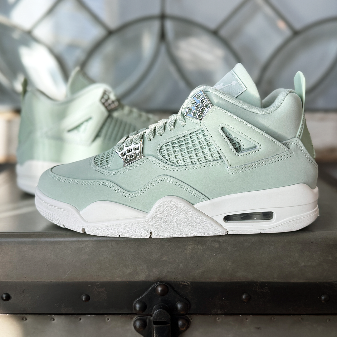 Jordan 4 Seafoam Women's