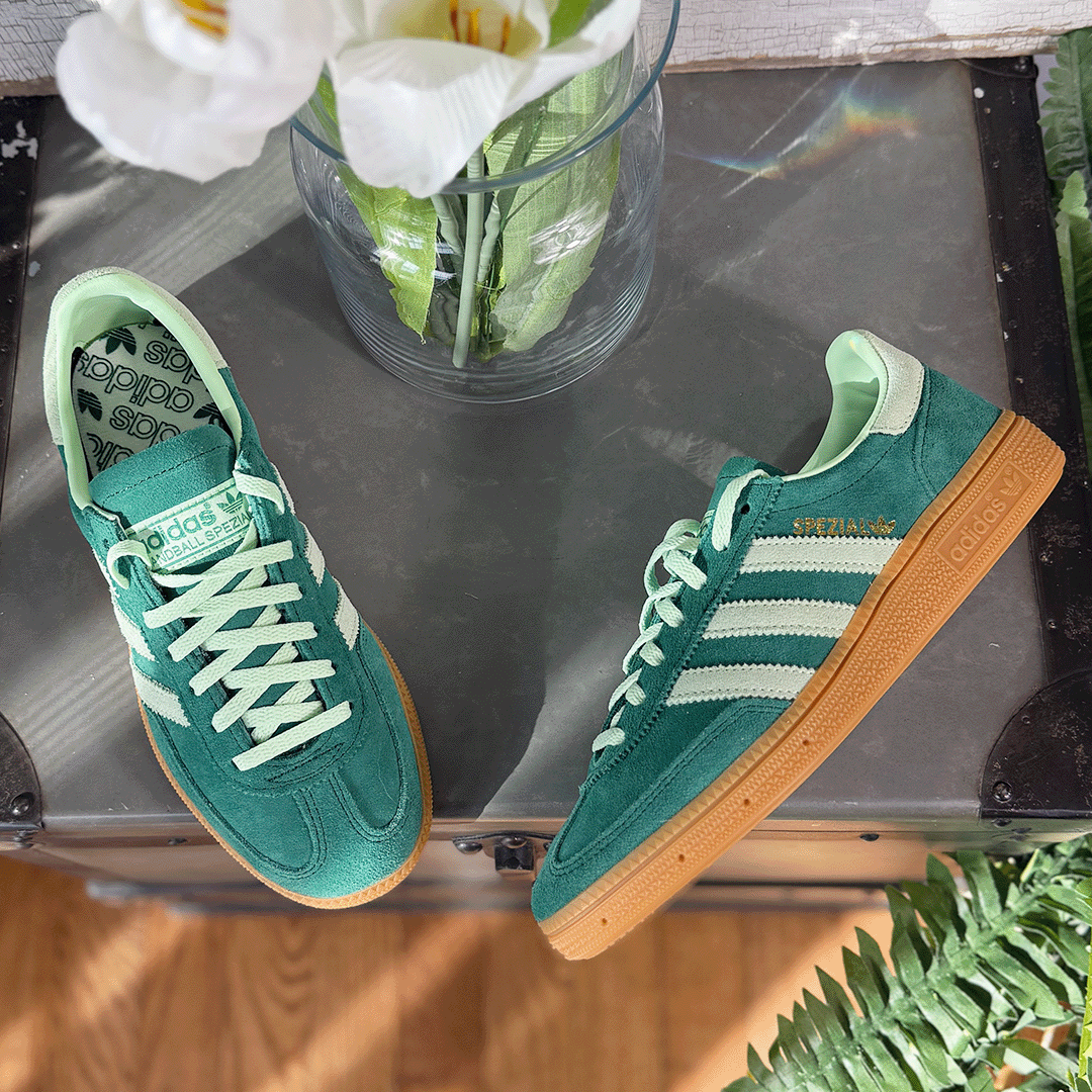 adidas Handball Spezial Collegiate Green Semi Green Spark (Women's)