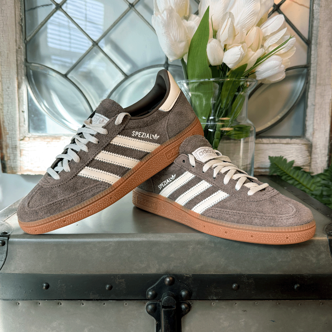 adidas Handball Spezial Earth Strata Gum Women's Lilac Blonde adidas Handball Spezial Earth Strata Gum Women's Lilac Blonde