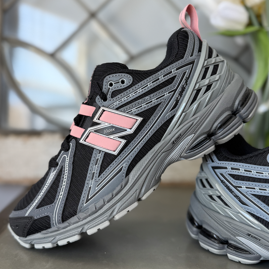 New Balance 1906R Black Pink Moon
