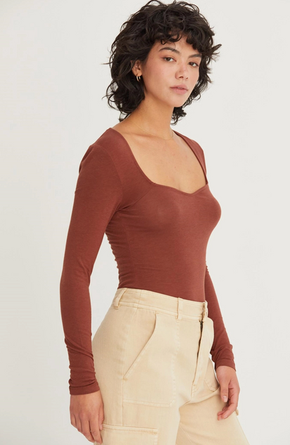 Daphne Sweetheart Neck Bodysuit - Chestnut