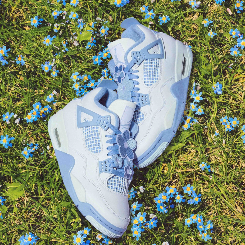 Jordan 4 Retro Forget Me Not Women's