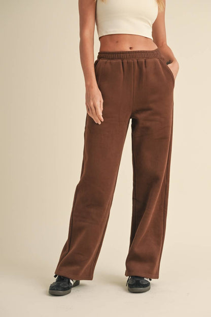 Laura Cozy Fleece Wide Leg Sweats: Chocolate