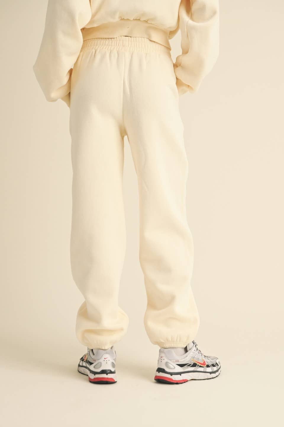 Laura Cozy Fleece Joggers: Cream