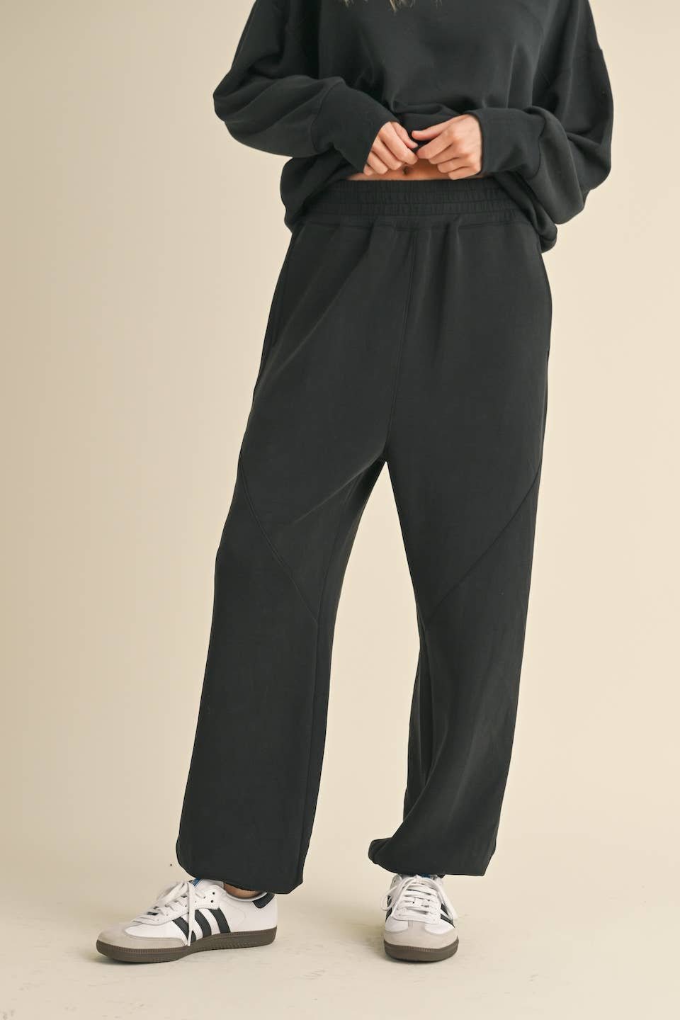 Zada Super Soft Jogger: Black