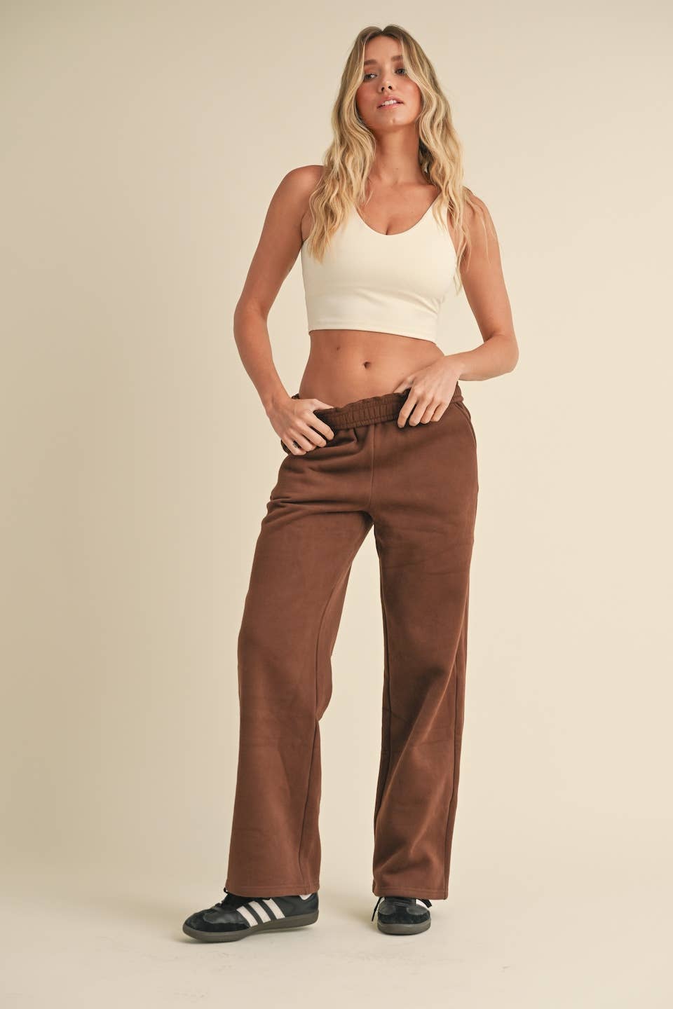 Laura Cozy Fleece Wide Leg Sweats: Chocolate