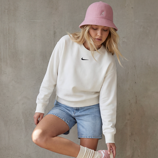 Nike Phoenix Fleece Oversized Crew: White
