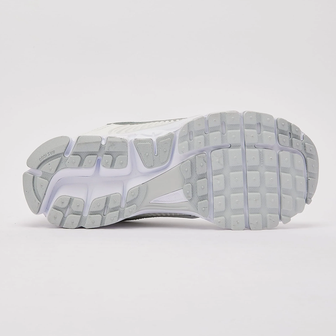 Nike Zoom Vomero 5 Chrome Toe Women's