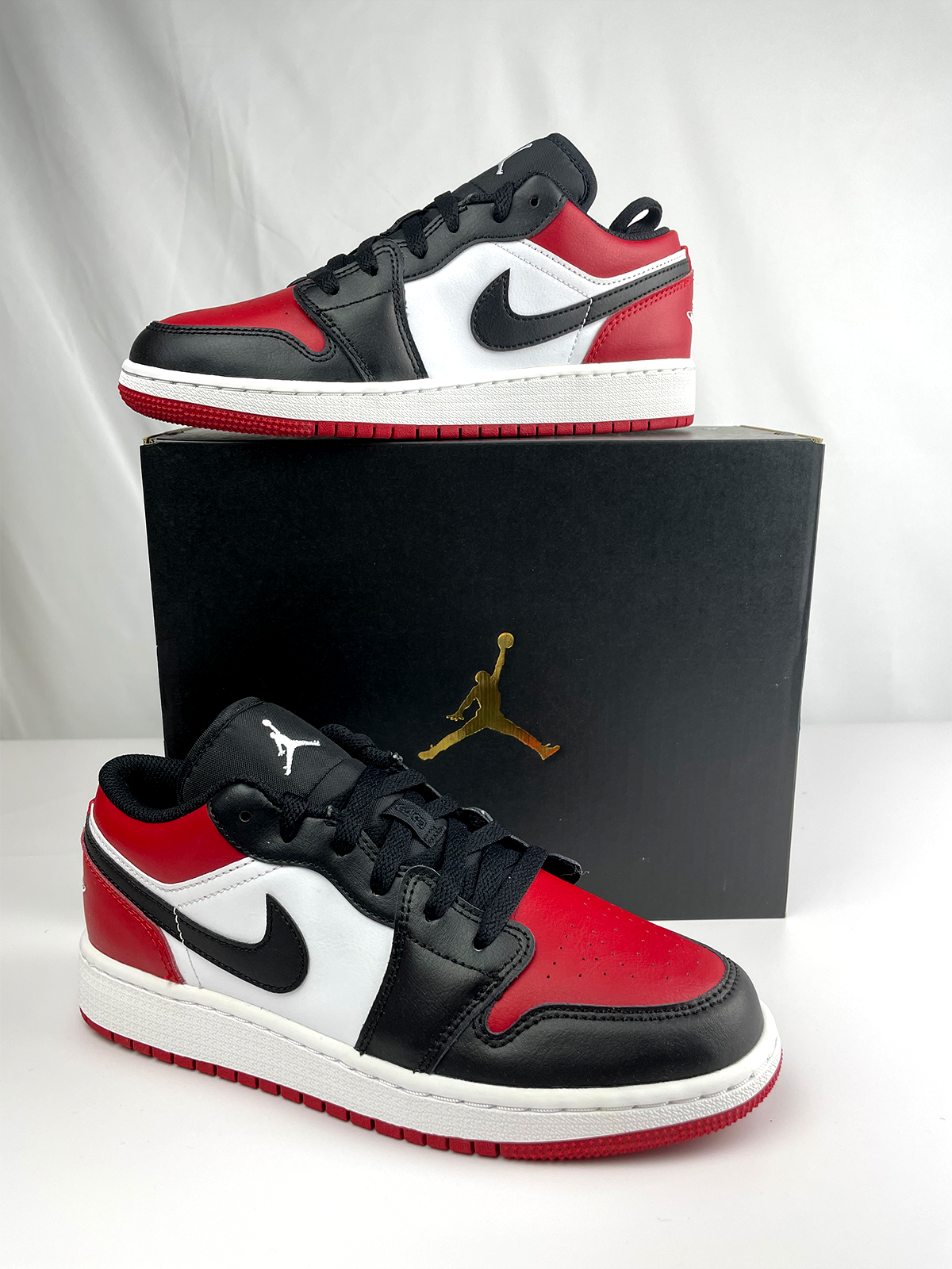 Air jordan 2025 i bred toe