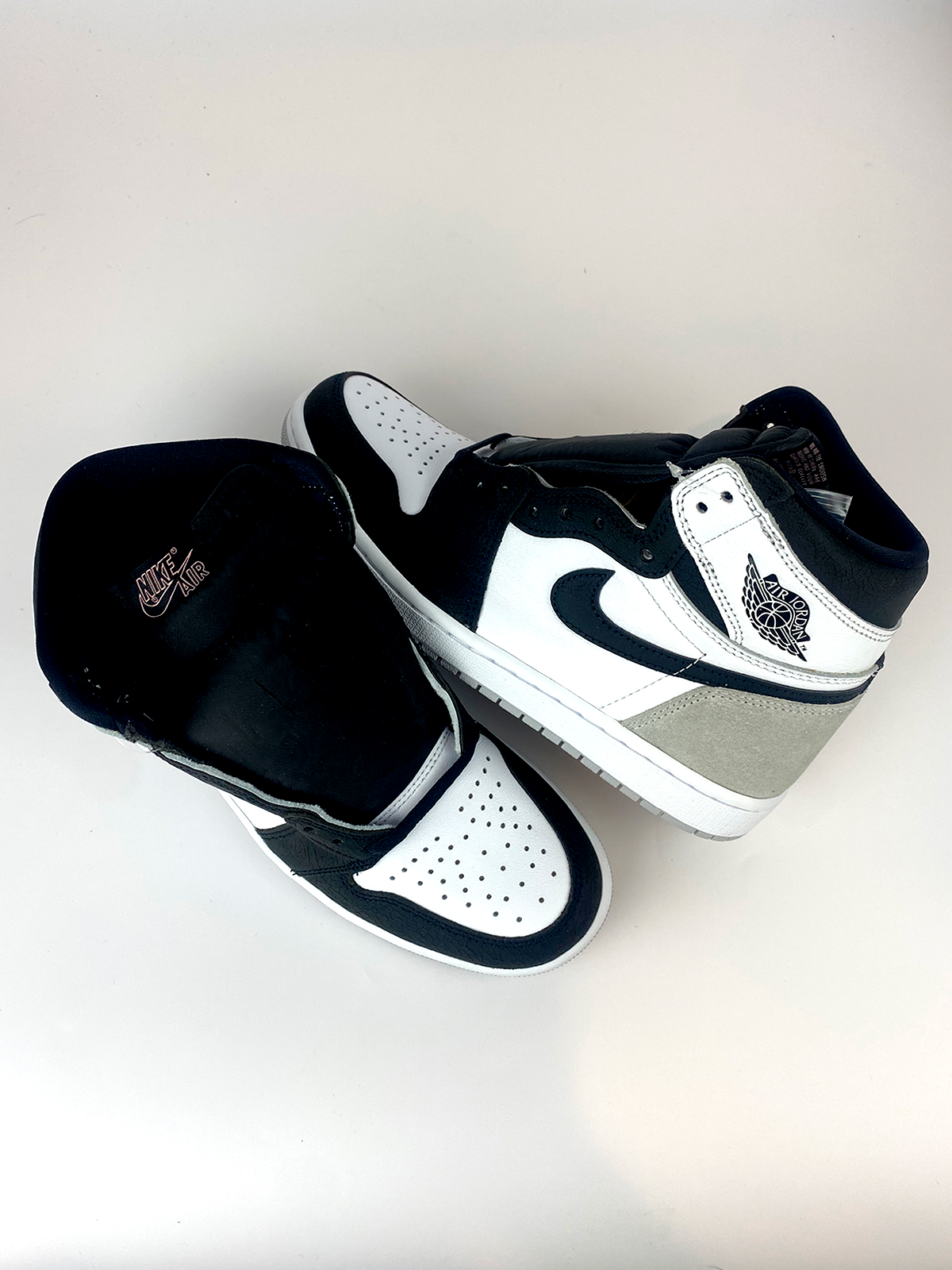 Jordan 1 High OG Bleached Coral