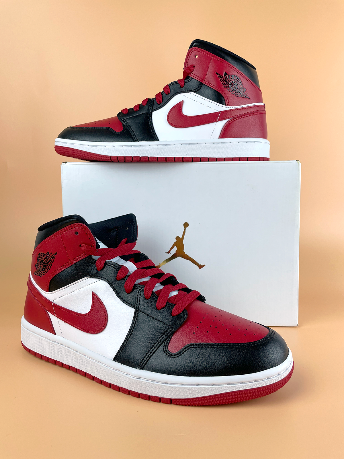 Jordan 1 Mid Alternate Bred Toe