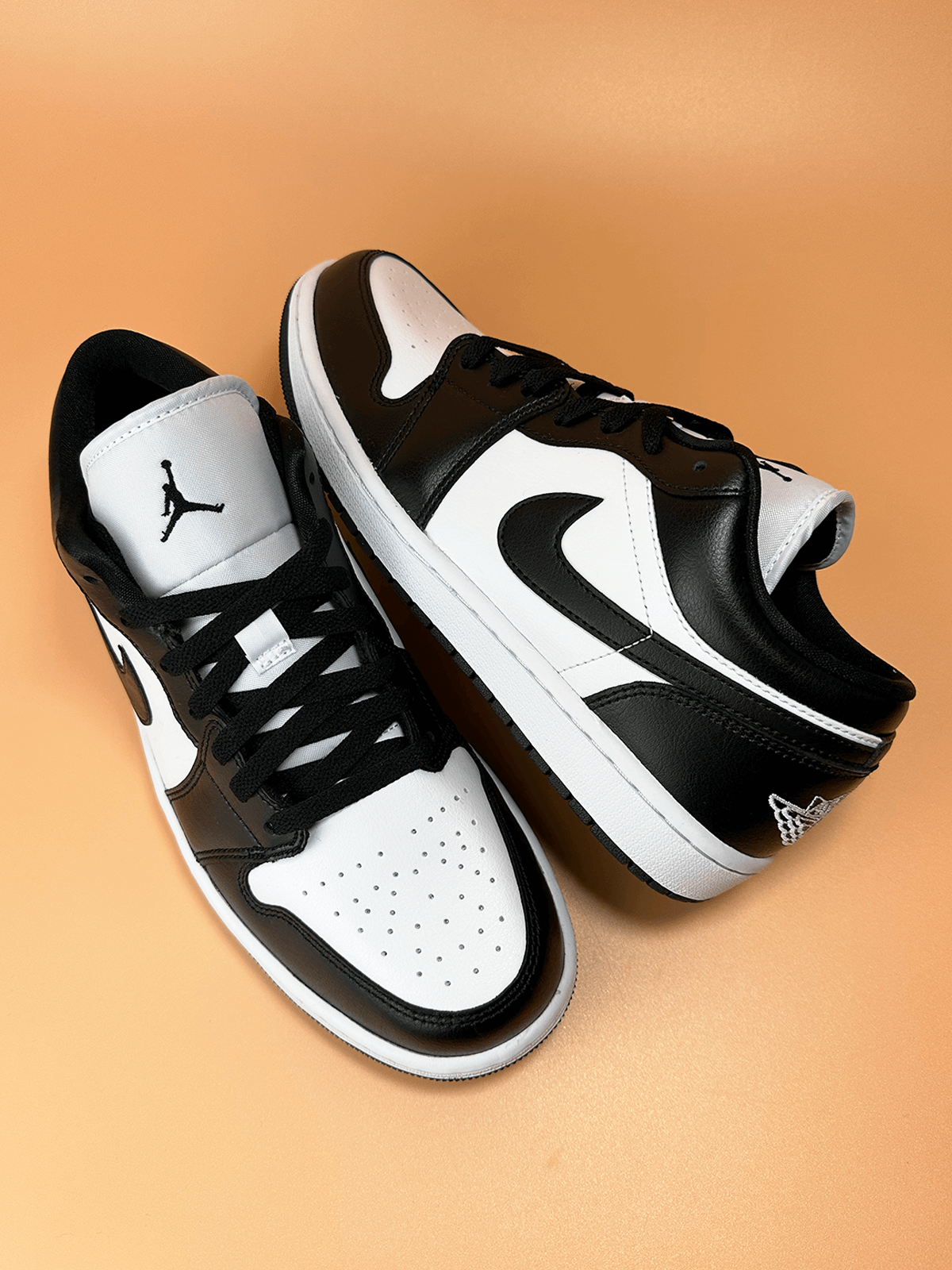 Jordan 1 Low Panda