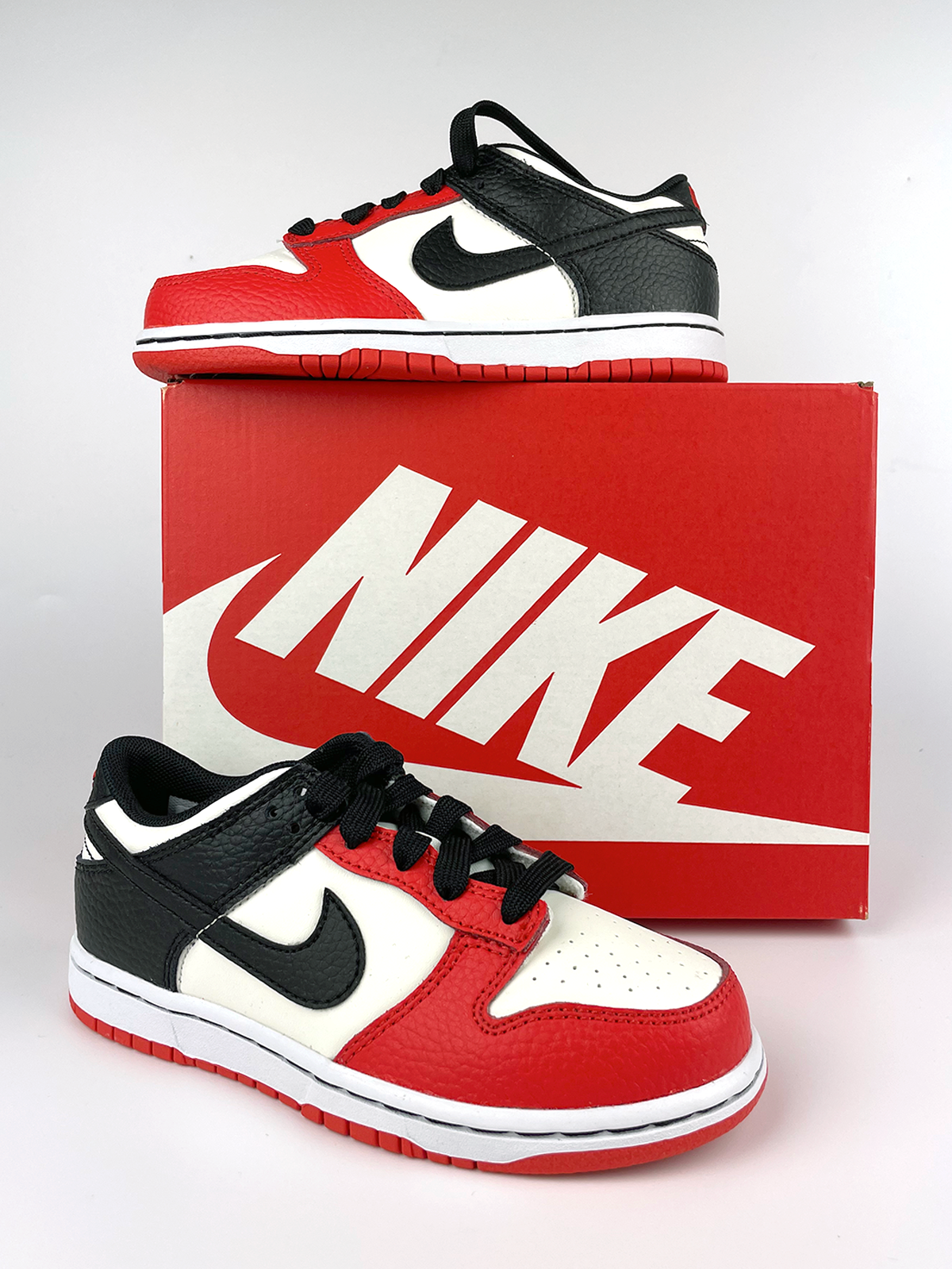 Nike Dunk Low EMB NBA 75th Anniversary Chicago Preschool – Lilac