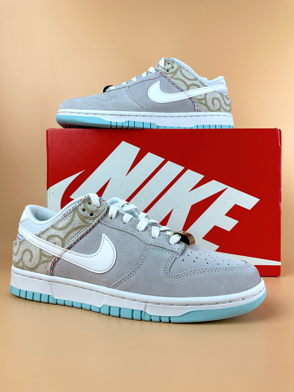 Nike sb dunk low shop hotsell