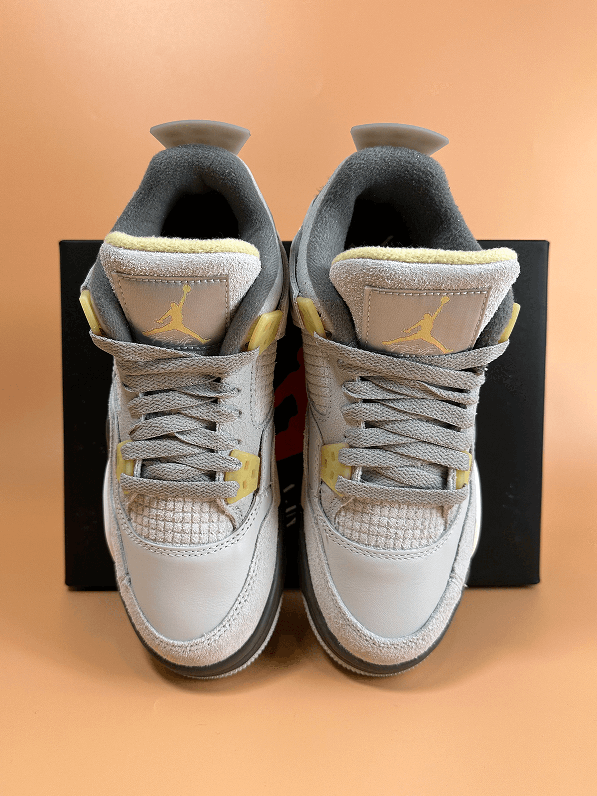 Jordan 4 SE Craft Photon Dust Lilac Blonde