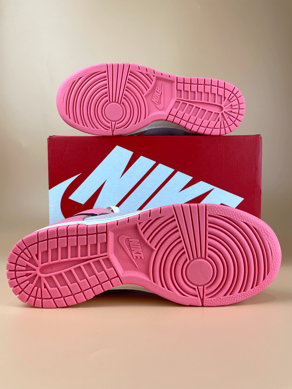 Nike Dunk High Hoops Pack Pink