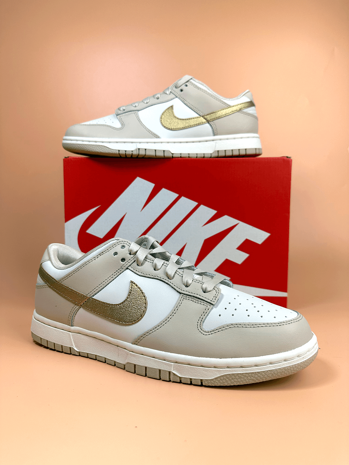 Nike Dunk Low Phantom Metallic Gold