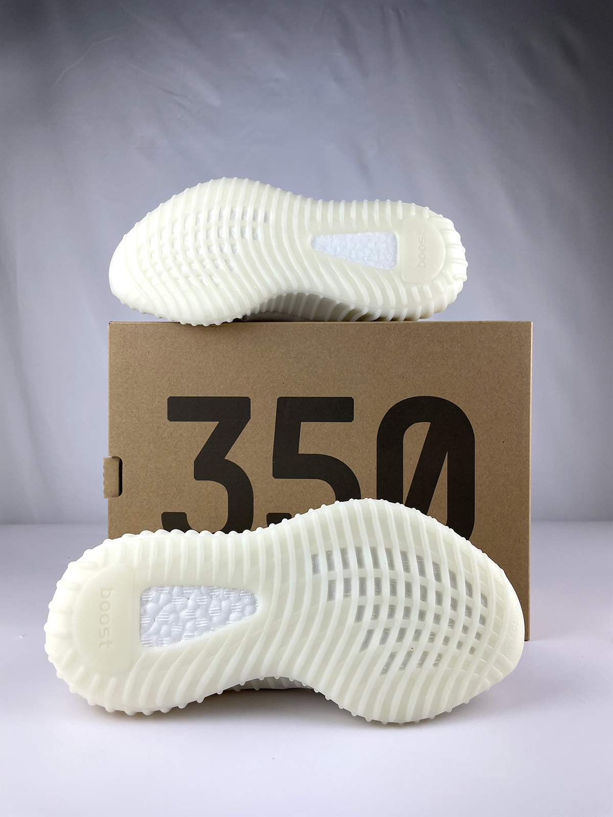 Adidas Yeezy Boost 350 V2 Bone Size 6.5 Women / 4.5 Men Off white